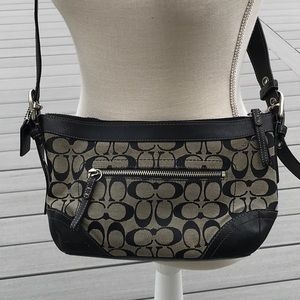 AUTHENTIC COACH PURSE